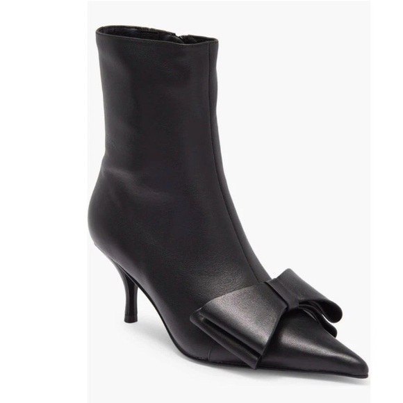 Jeffrey Campbell Shoes - Jeffrey Campbell Bow-Tie Boots Women’s Size 5 Shoes Kitten Heels Leather Black